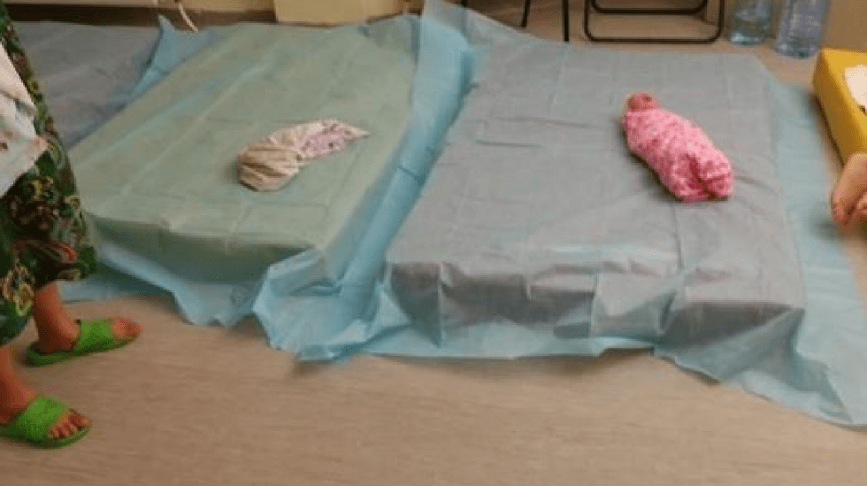 В столичном роддоме новорожденных размещали на полу: ответ управления здравоохранения города