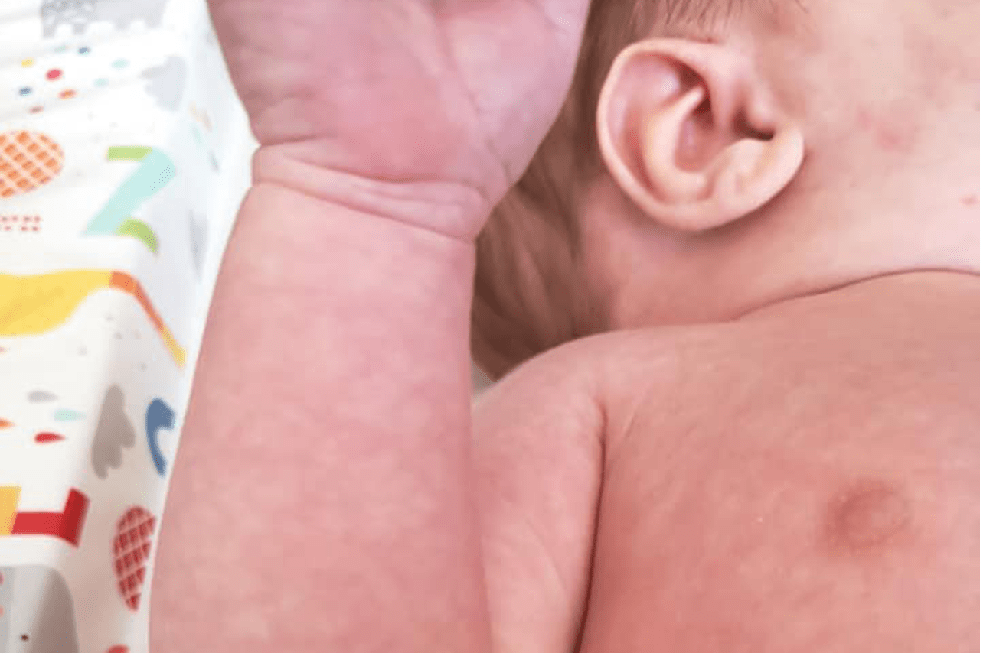 10-дневного младенца вылечили от коронавируса в Алматы