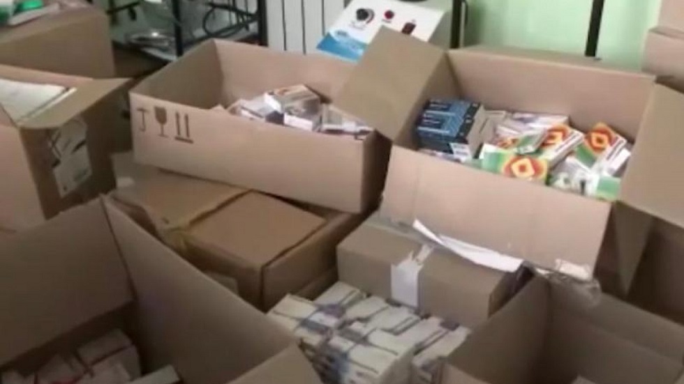 Лекарства и маски на сумму 19 млн тенге изъяли полицейские Нур-Султана