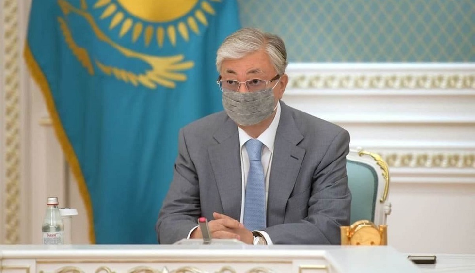 Президент Казахстана высказался о смертности от COVID-19 и пневмонии в стране