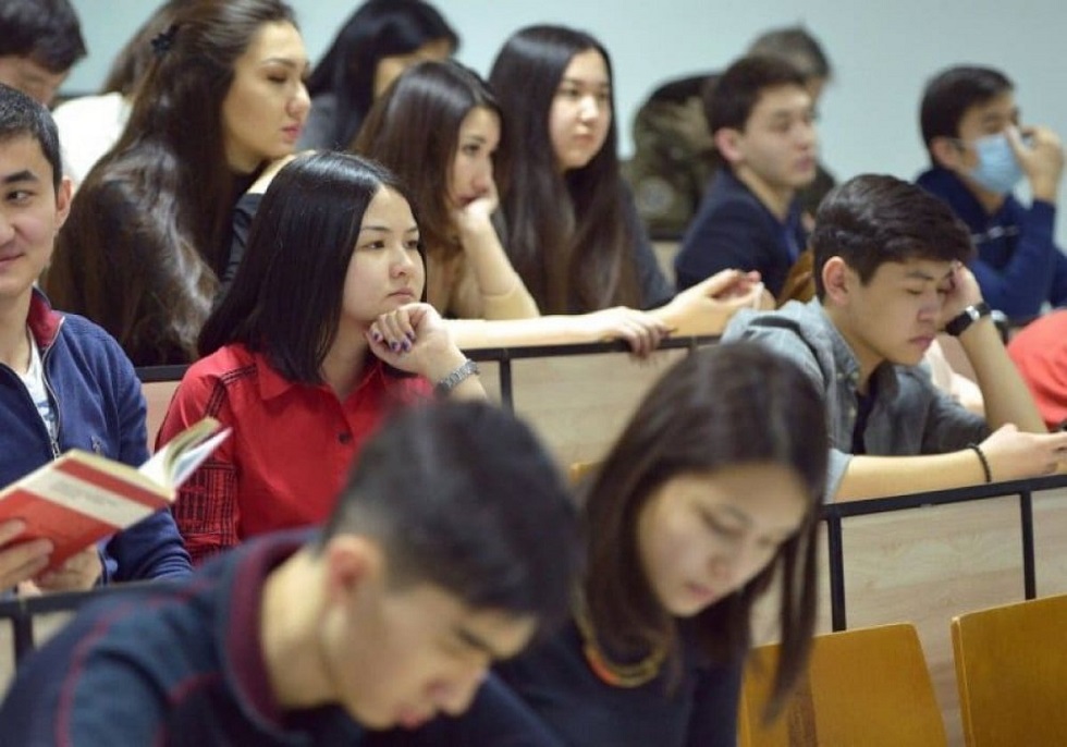 Министр образования Казахстана рассказал, как будут учиться студенты вузов и колледжей с 1 сентября