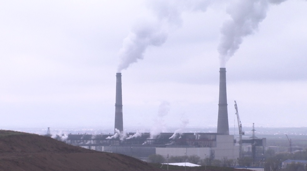 В Алматы предложили остановить деятельность предприятий, которые загрязняют воздух
