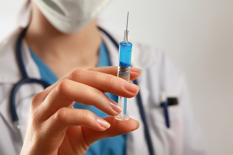 Прививки и вакцины остаются эффективными методами борьбы с эпидемией — акимат Алматы