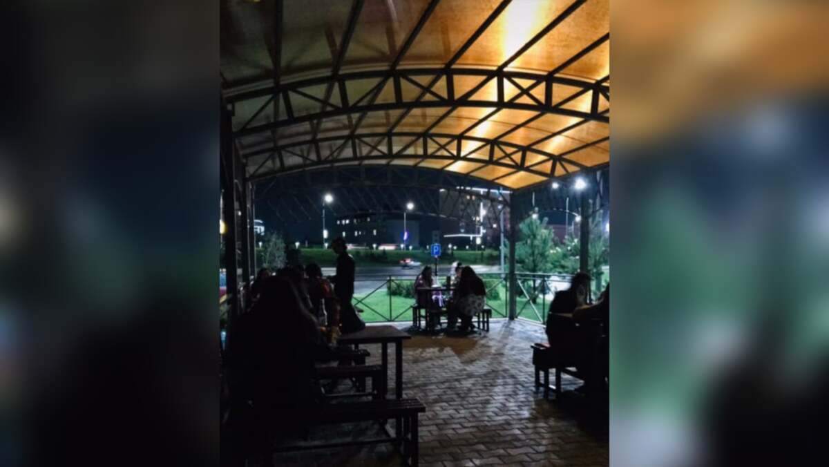 Двух талдыкорганцев оштрафовали за курение кальяна в общественном месте