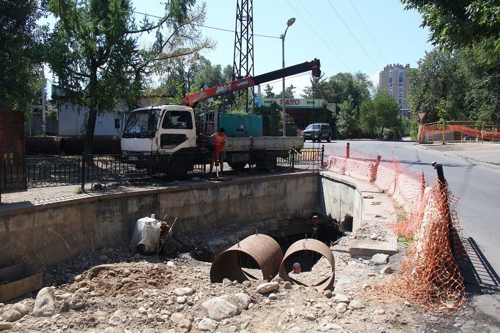 В Алматы реализуется 33 проекта по строительству инженерных сетей водоснабжения и водоотведения