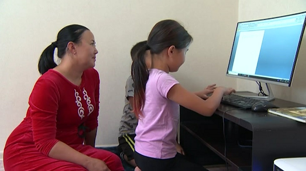 Новый учебный год в Казахстане: нужно ли учащимся проходить ПЦР-тестирование 
