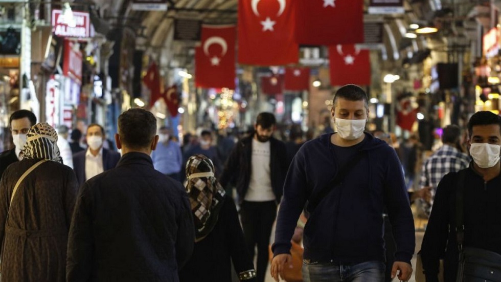 В Турции объявили о втором пике пандемии COVID-19