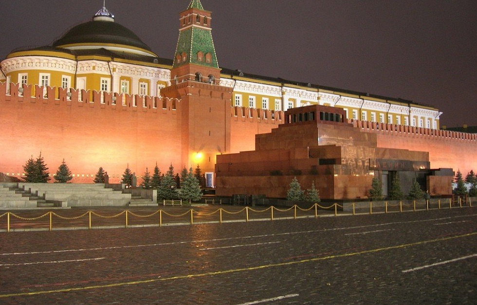 Союз архитекторов России объявил конкурс об использовании мавзолея после перезахоронения тела Ленина