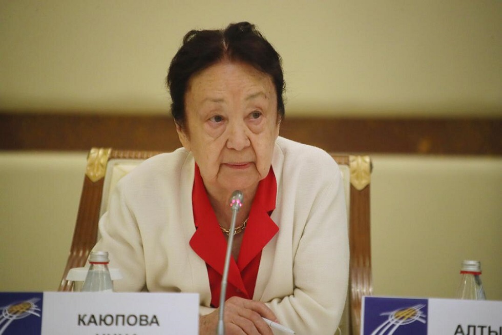 Подготовившая 23 докторов и 38 кандидатов медицинских наук Нина Каюпова удостоилась звания «Почетный гражданин города Алматы»