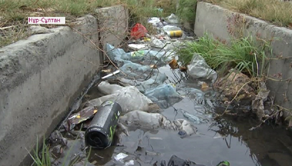 Отходы бизнес-объектов нелегально сливались в ливневые канализации Нур-Султана