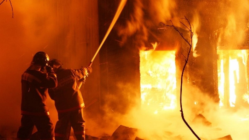 Крупный пожар произошел на рынке "Масат" в Актау