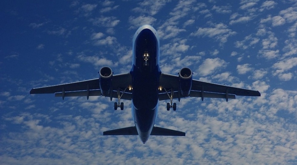 В Минздраве предложили не возобновлять международные авиарейсы