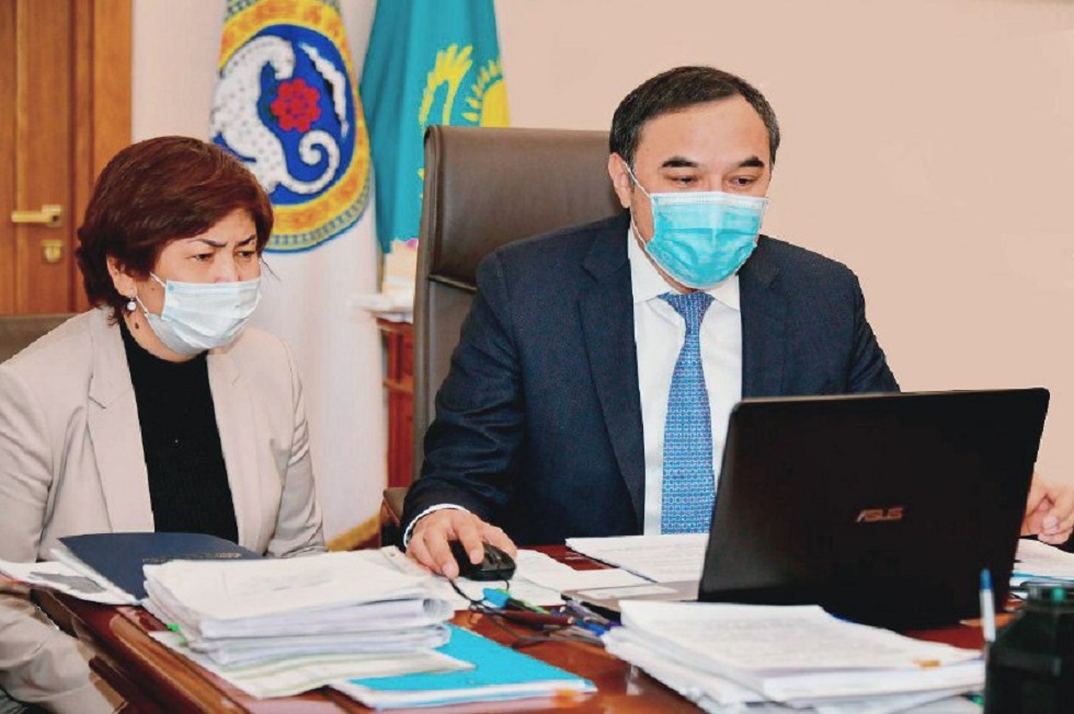 В Алматы подняли вопросы защиты здоровья детей и качества дистанционного обучения