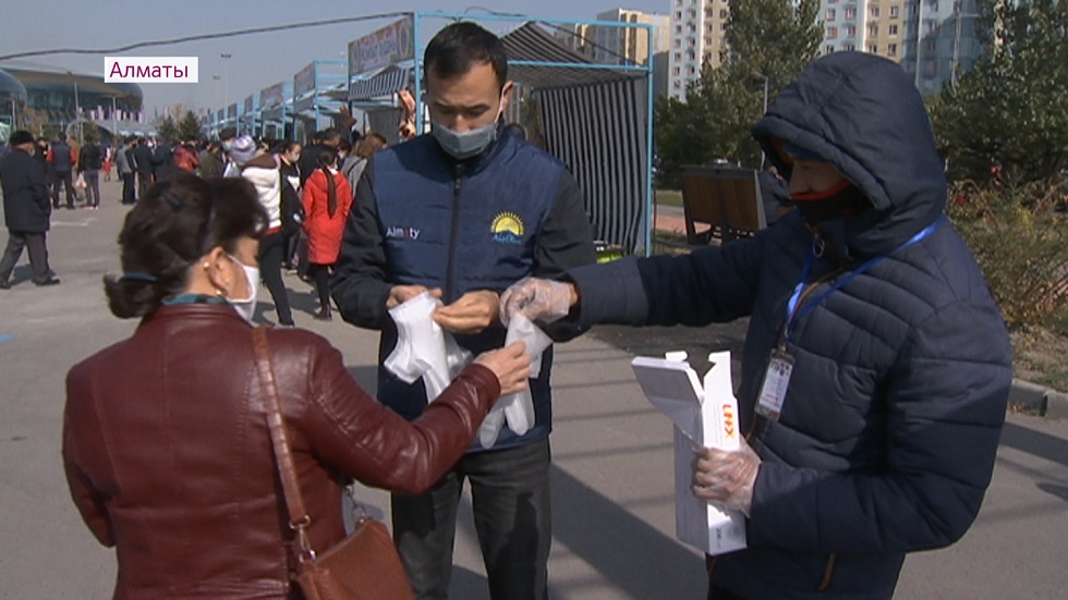 Мобильные группы активизировались: соблюдение карантинных норм строго контролируют в Алматы 