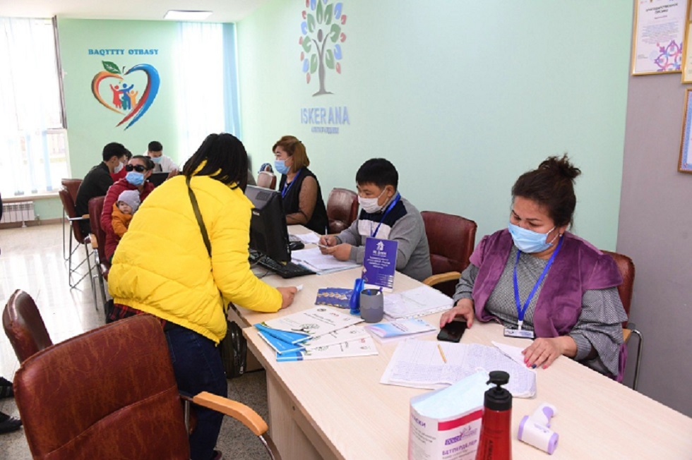 Алматинским женщинам помогают поверить в себя и открыть дело в центрах "Бақытты отбасы" 