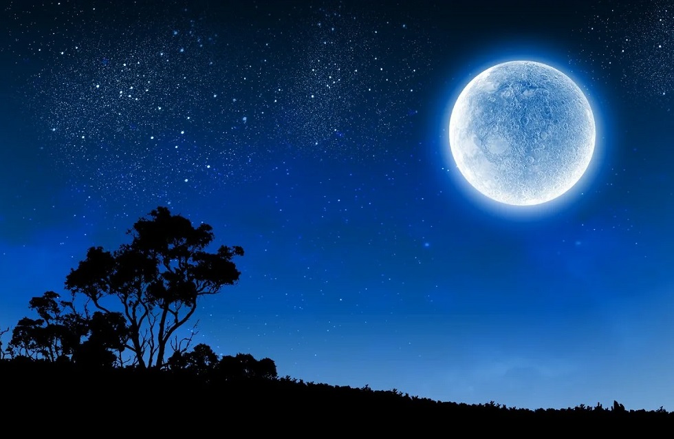 Редкое явление: жители Земли увидят Голубую Луну 31 октября 2020