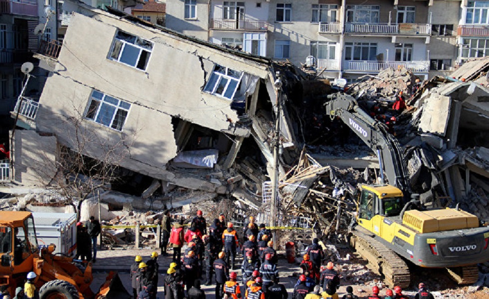 Землетрясение в Турции: число жертв возросло до 43