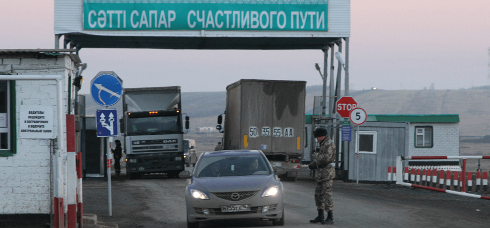 Какова ситуация с COVID-19 в граничащих с Казахстаном регионах России