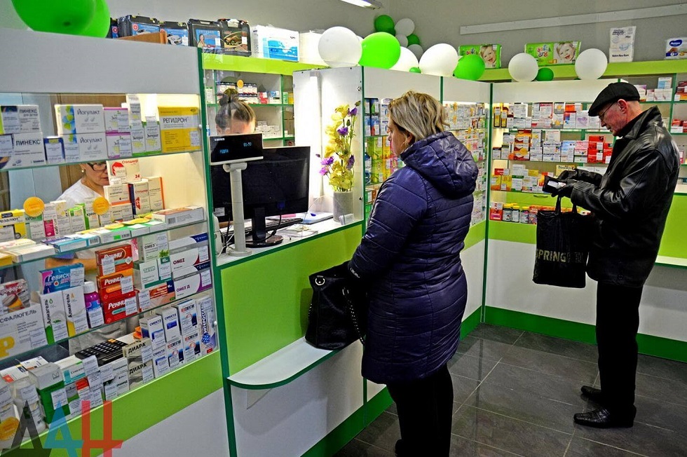 Важные лекарства для лечения от коронавируса пропали в российских аптеках