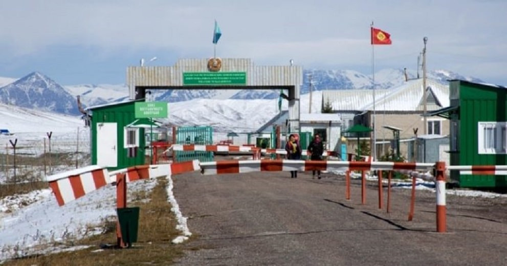 КПП на границе с Кыргызстаном закрыли до весны