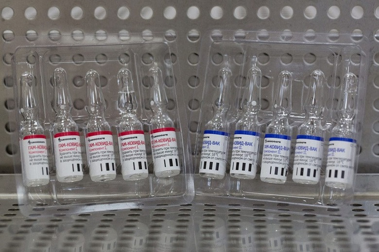 Массовая вакцинация казахстанцев от COVID-19 начнется в новом году