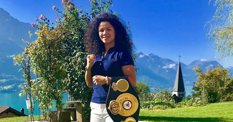 Претендентку на титул чемпионки мира по боксу обвинили в убийстве мужа