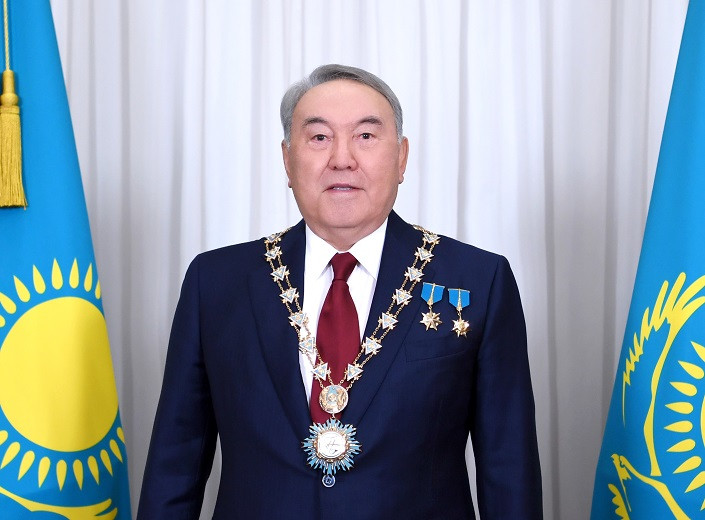 Мы законные наследники необъятной степи: Елбасы поздравил казахстанцев с Днем Независимости 