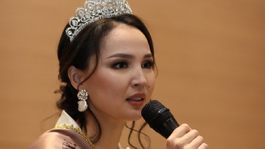 Жена Кайрата Нуртаса развеяла фейк о победе России в «Миссис Вселенная»