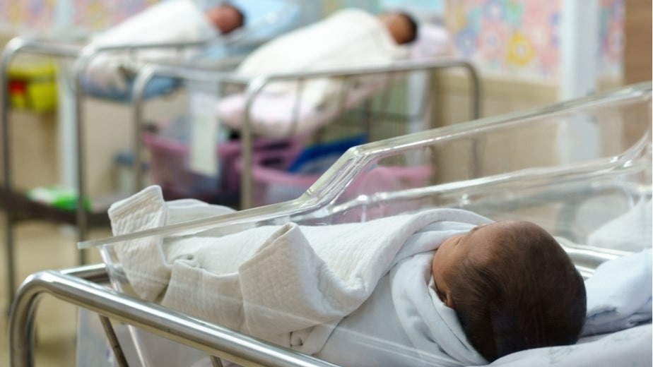 Долгую жизнь предсказали в ЮНИСЕФ детям, рожденным в первый день 2021 года