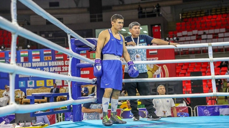 Казахстанский боксер признан лучшим иностранным боксером 2020 года