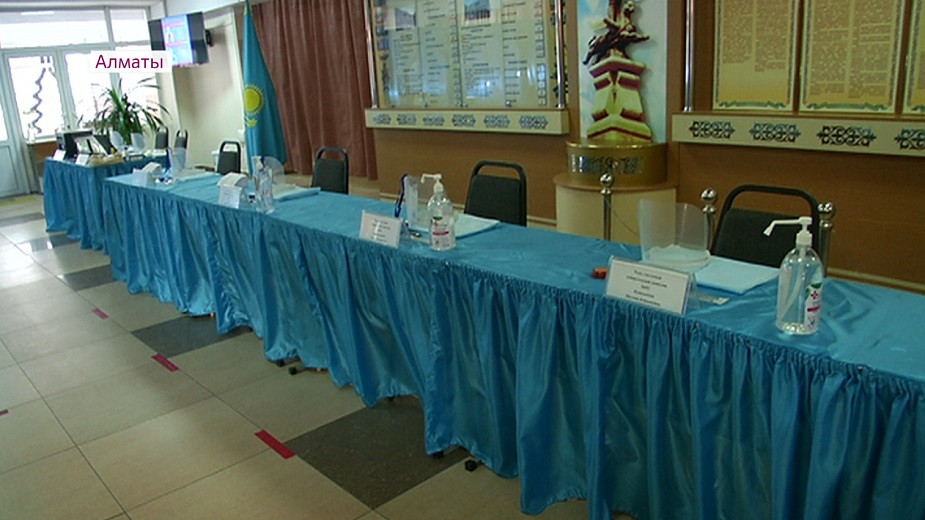 В Алматы проверили готовность избирательных участков к предстоящим выборам 