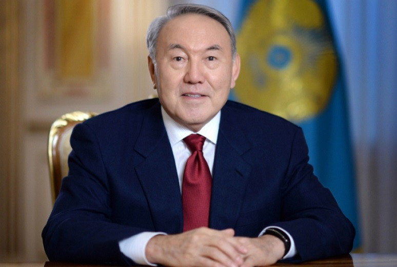 Нұрсұлтан Назарбаев: Рождество ғасырлар бойы татулық пен ізгіліктің символы болып келеді  
