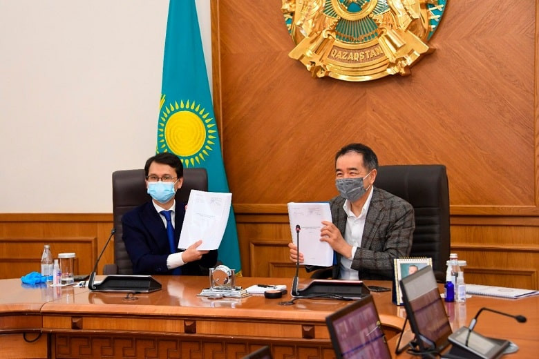 Б. Сагинтаев и Б. Мусин подписали план ИТ-архитектуры Алматы