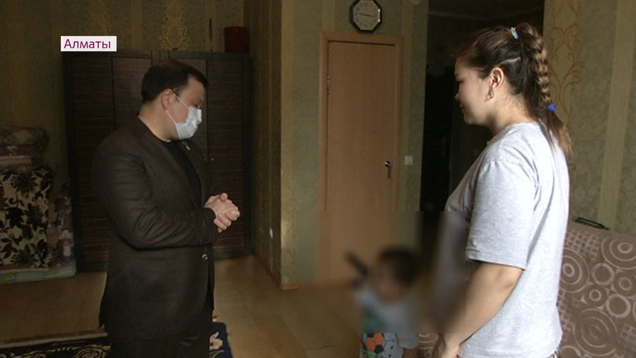 Депутат маслихата Алматы оказал помощь 5-летнему ребенку  