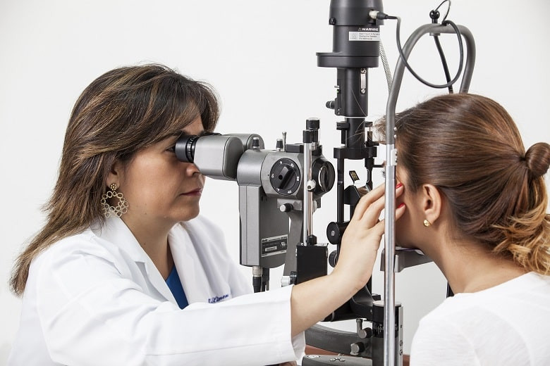 Как коронавирус влияет на глаза - мнение офтальмолога