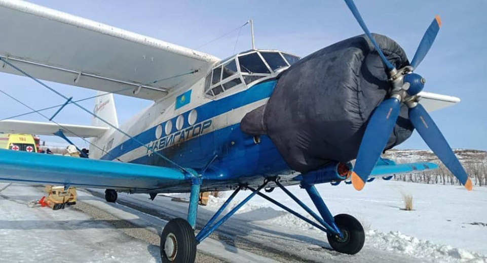 Самолет Ан-2 совершил вынужденную посадку близ Усть-Каменогорска