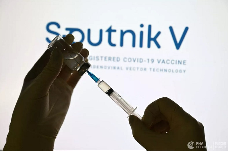 Российскую вакцину "Спутник V" зарегистрировали в Кыргызстане