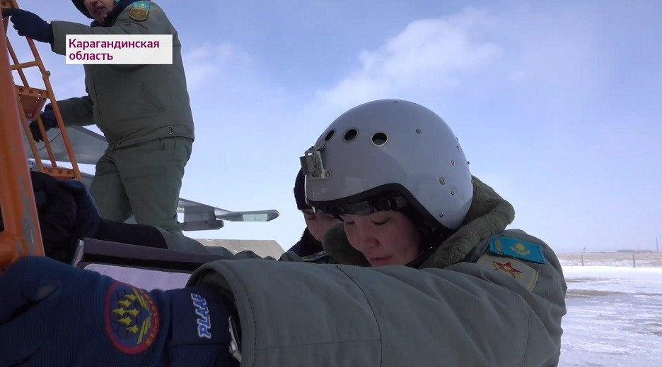 Нежные и красивые, отважные и боевые - казахстанские женщины-военные