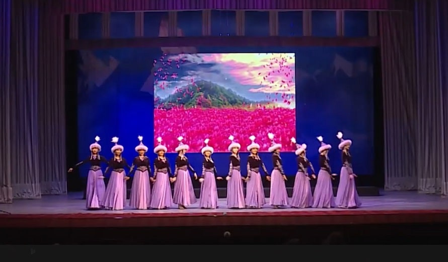 Вспоминая великого поэта: концерт в честь 175-летия Абая прошел в Бишкеке