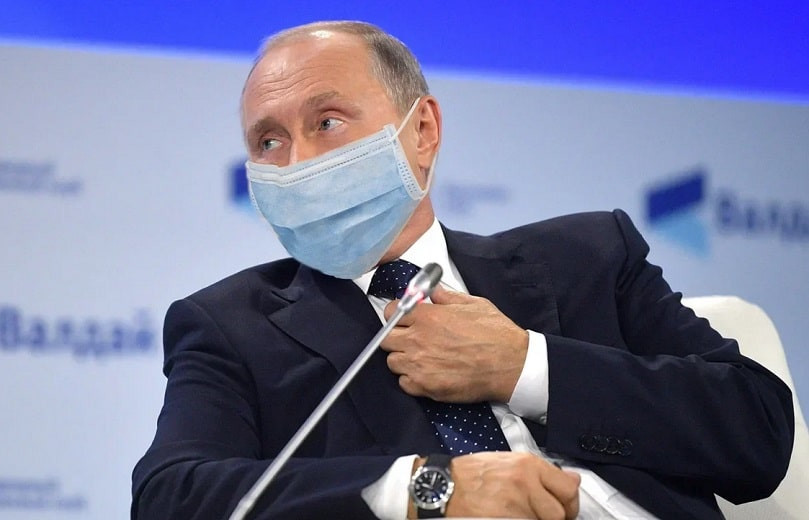 Путин провакцинировался от коронавируса: кто еще из глав государств сделал прививку от COVID-19