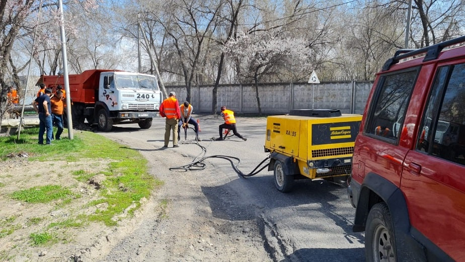 На 35 улицах Алматы планируется ремонт дорог 13 апреля 