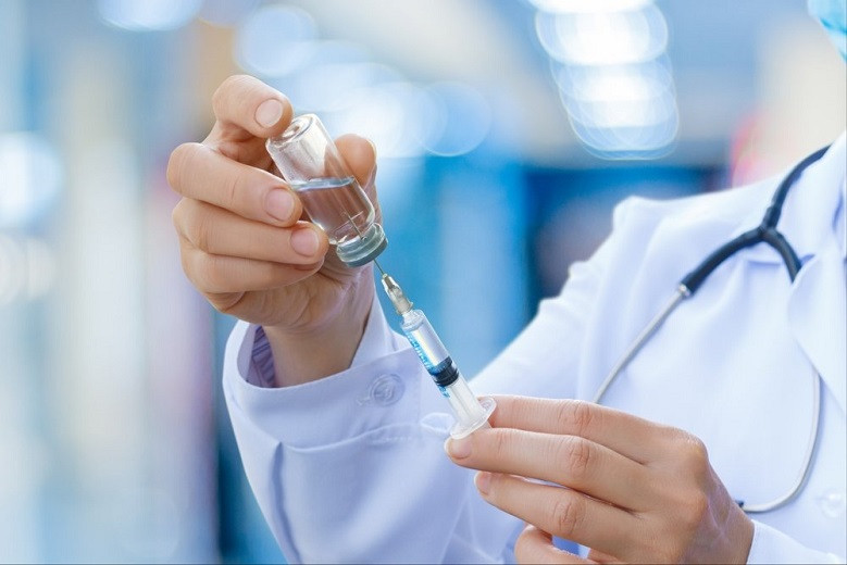 Алматыда 86 790 адам коронавирус вакцинасын алды