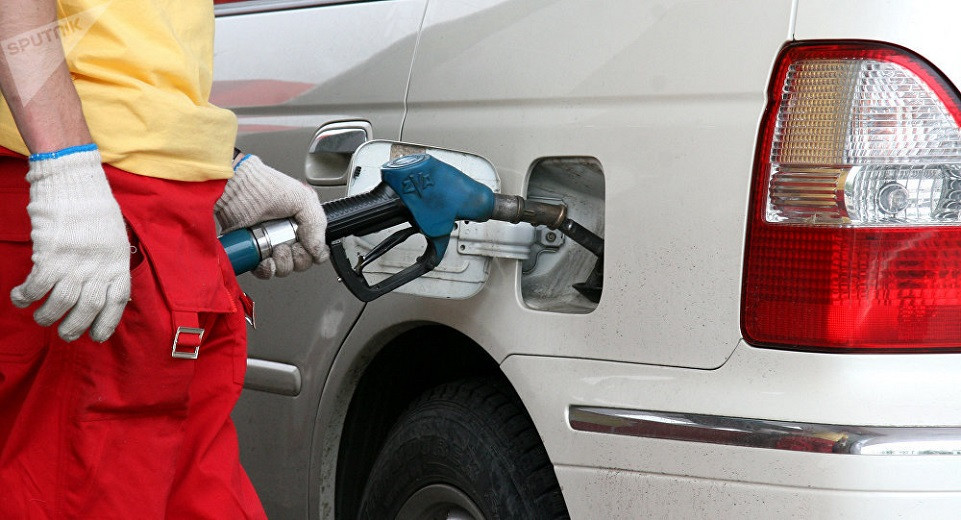 Рост цен на бензин обсудили в Мажилисе