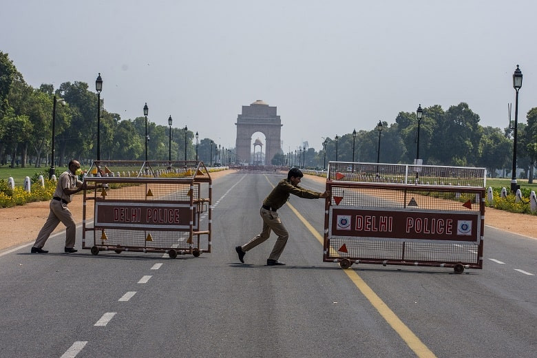 COVID-19 в Индии: жесткий карантин вводят в столице страны
