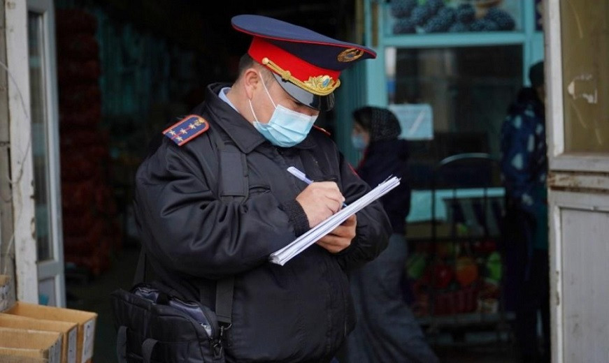Более 2 тыс. нарушений карантина выявили с начала года в Алматы