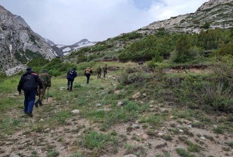 Двое из четырех пропавших туристов в горах Туркестанской области найдены мертвыми