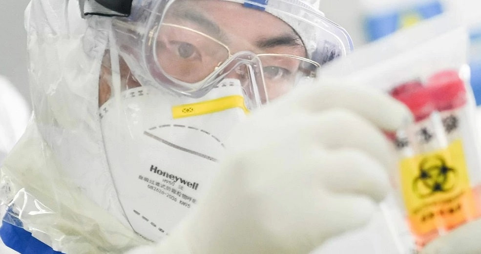 Первый в мире случай заражения птичьим гриппом человека произошел в Китае