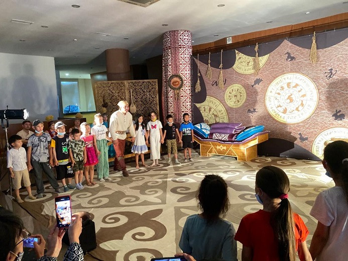 Мультфильмы, спектакли, конкурсы рисунков, экскурсии в музеи: как отметили День защиты детей в Алматы