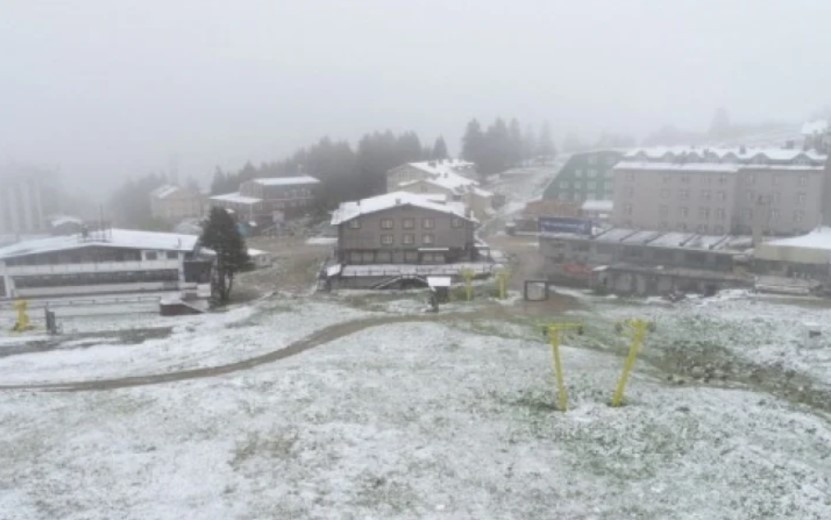 Таков июнь: снег в Турции, град в Карагандинской области и заморозки в ВКО