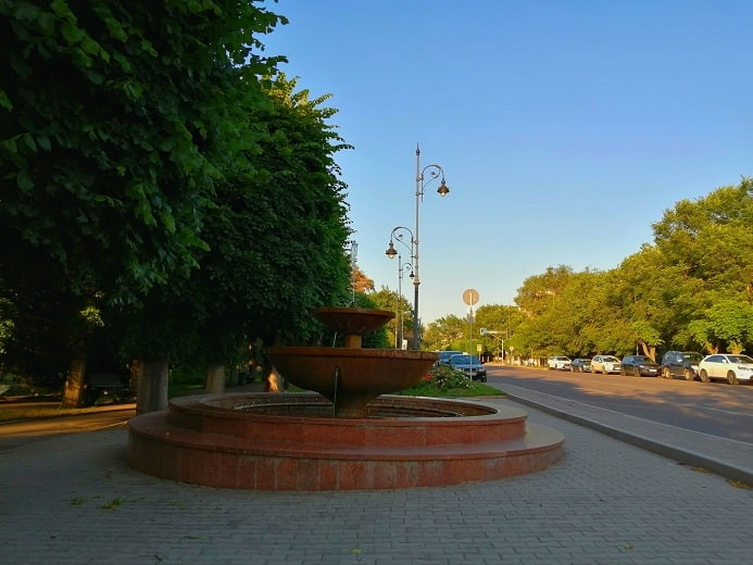 Фонтаны в Алматы создают дополнительный риск распространения КВИ